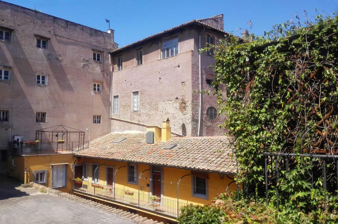 Delizioso Appartamento A Campo De' Fiori Róma Kültér fotó